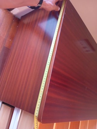 Mueble de madera para salón con dos estanterías