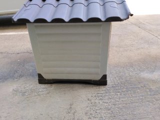 Caseta para perro de plástico