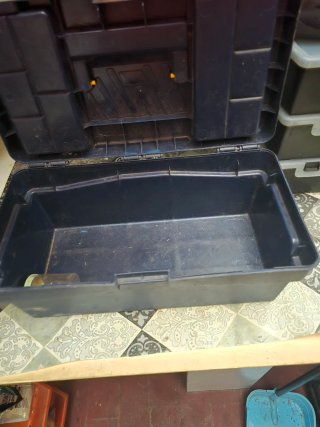 Caja de herramientas de plástico