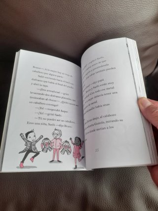 Isadora Moon en el castillo encantado / Isadora...