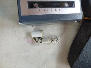 Antigua grabadora Sanyo Pocket Corder