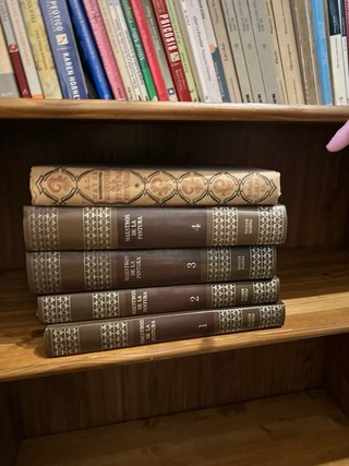 REGALO LIBROS POR MUDANZA