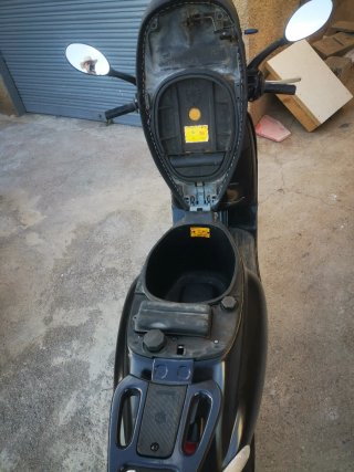 Piaggio Vespa ET2 Negra