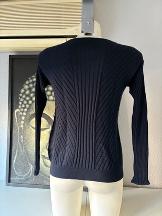 Síntesis. Jersey de lana. Talla S