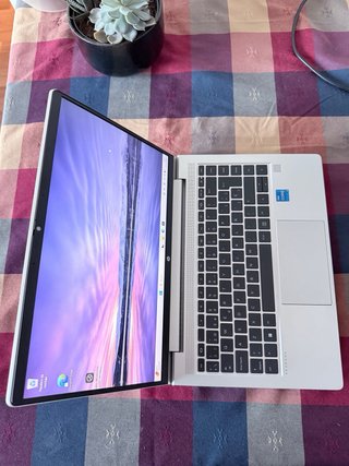 HP ProBook 440 G10 Plata