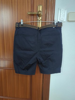 Pantalón chino corto azul