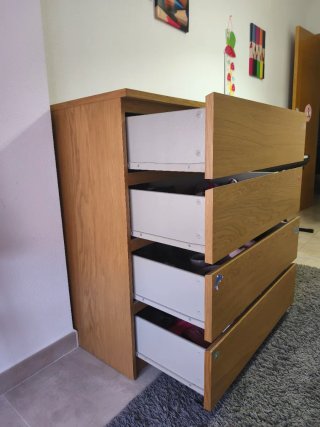 Cómoda de madera 4 cajones
