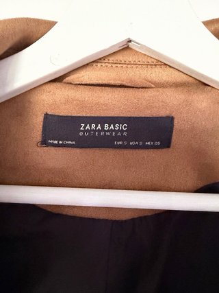 Giubbotto Zara con borchie