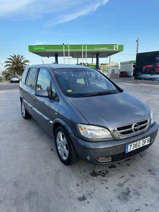 Opel Zafira 2004