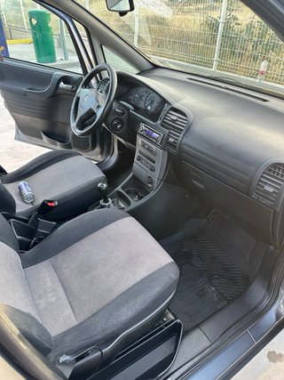 Opel Zafira 2004