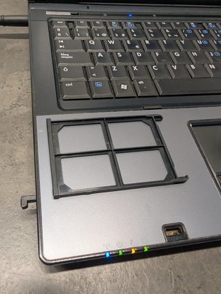 Portátil HP Compaq 6715b