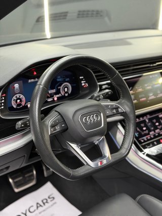 Audi Q8 2019