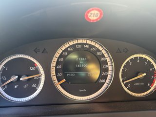 Urge Mercedes-Benz Clase C 230 2008