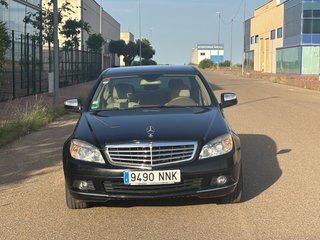 Urge Mercedes-Benz Clase C 230 2008