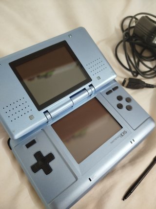 Nintendo DS + juegos a elegir