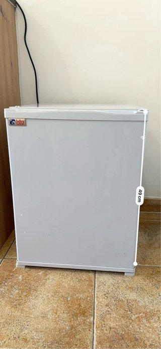 Mini nevera