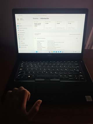 Portátil Dell i7 16GB  512SSD ¡Rápido y potente!