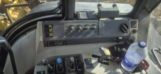 Tractor Valtra 8050