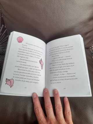 Isadora Moon va de excursion / Isadora Moon Goe...