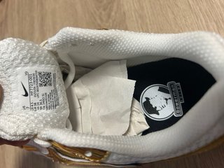 Nike Vomero 5 Oro Blanco