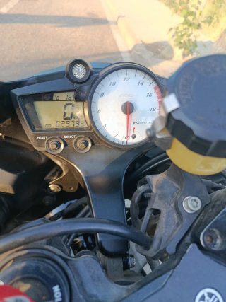 Yamaha R6 2005 black edition solo 29.000 km!!