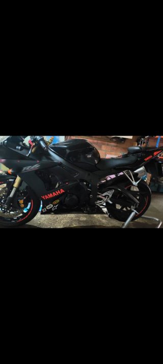 Yamaha R6 2005 black edition solo 29.000 km!!