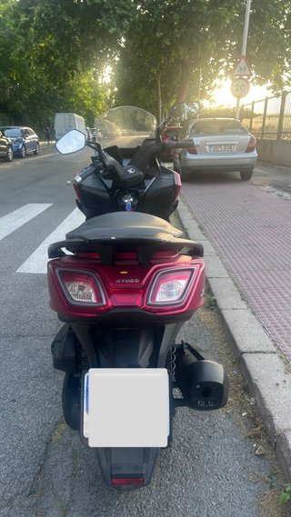 Kymco Superdink 125cc Maxi Scooter