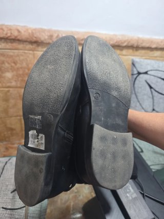 Botas de niña negras