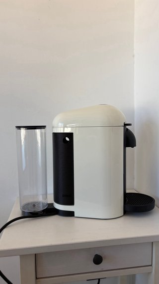 Cafetera Nespresso Krups Vertuo Plus Blanca