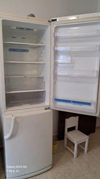 Nevera combi LG blanca