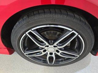 Mercedes Clase A  A 160 AMG Pano LED-Xenon Navi 1/2 Sport-Leather-Alcantara Klima PDC ...