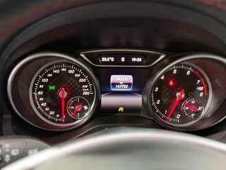 Mercedes Clase A  A 160 AMG Pano LED-Xenon Navi 1/2 Sport-Leather-Alcantara Klima PDC ...
