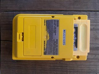 GameBoy Pocket Giallo con scatola in plastica