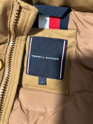 Abrigo Tommy Hilfiger Talla L Marrón,