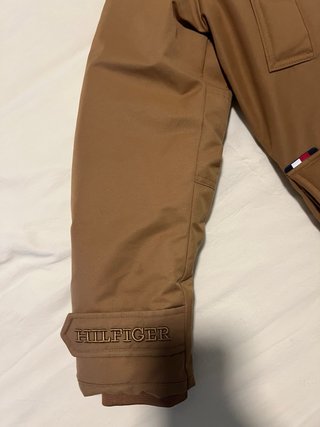 Abrigo Tommy Hilfiger Talla L Marrón,