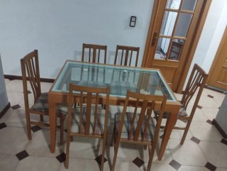 Mesa comedor extensible cristal y madera y 6 silla