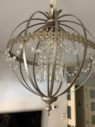 Lámpara colgante de cristal y metal