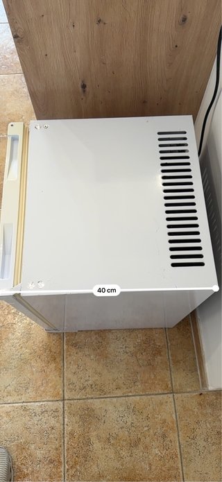 Mini nevera