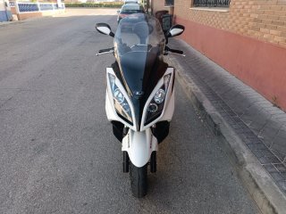 Kymco Super Dink 300i