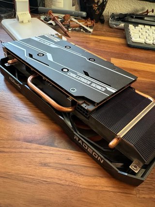 AMD ASROCK RX 6600 XT CHALLENGER