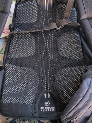 Mochila Forclaz 25 Air Cooling System