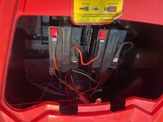 Coche eléctrico 4x4 para niño