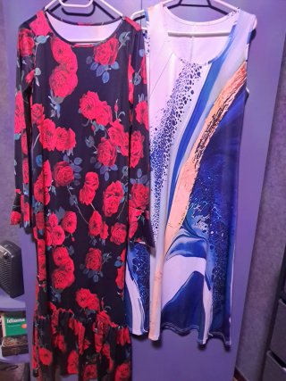 Lote 7 vestidos, chaleco y casaca