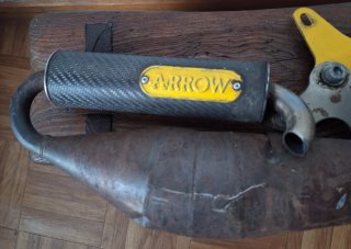 ESCAPE COMPLETO ARROW SILENCIADOR CARBONO SCOOTER