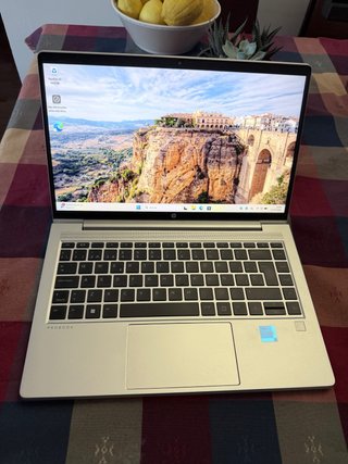 HP ProBook 440 G8 Plata