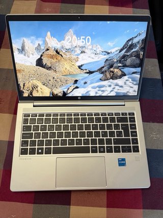 HP ProBook 440 G8 Plata