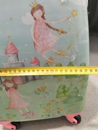 Maleta infantil con ruedas y diseño de princesas