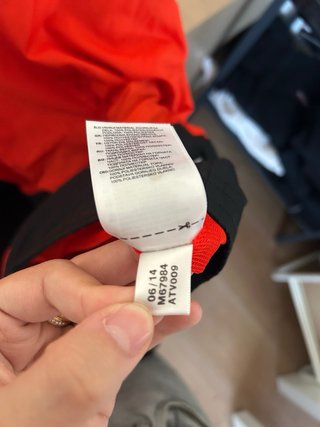 Chaqueta Adidas Naranja y Negra