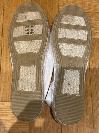 Alpargatas blancas