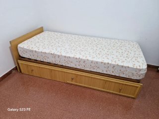 Cama nido con un colchón
